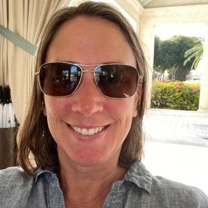 Meet your Posher, Ellen